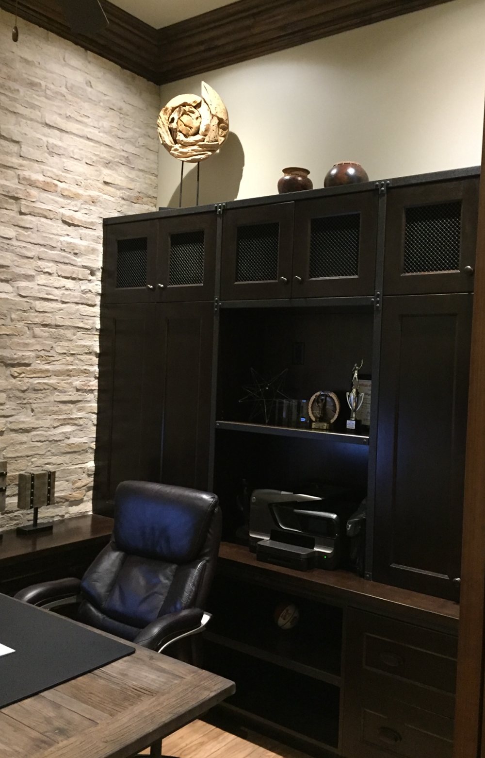 McDonald Highlands Home – Office and Wine Room